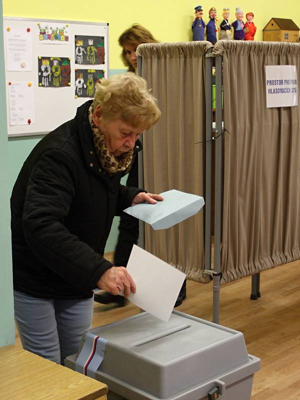 První kolo prezidentské volby v Jiříkově.