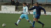 PARÁDA! Junior Děčín (světlé dresy) doma porazil 3:1 Horní Jiřetín.