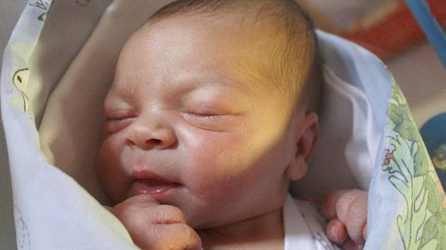 Monice Lacinové z Veselého se v děčínské porodnici 5. srpna ve 20.06 narodil syn Daniel Mynařík. Měřil 52 cm a vážil 3,28 kg.