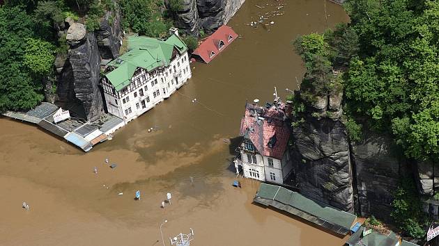 Letecké záběry 5.6. Hřensko 