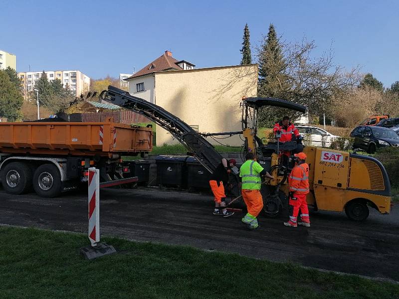 V Děčíně - Bynově opravují Rudolfovu ulici.