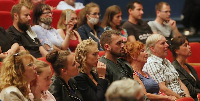 Ohlédnutí: Natáčení snímku Bourák a jeho premiéra na Šluknovsku.