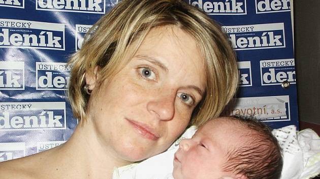 Radmile Petrové  se 15. února v 8.01 hodin v ústecké porodnici narodil syn Ondřej. Měřil 48 cm a vážil 3,35 kg.