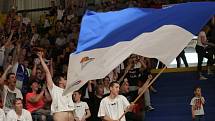 První finálové utkání basketbalové ligy se hrálo na děčínském zimním stadionu. Válečníci se utkali s Nymburkem.