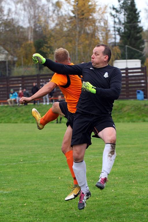 Horní Podluží (světlé dresy) doma porazilo Boletice nad Labem 4:1.