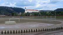 Atletický stadion v Děčíně v roce 2013.