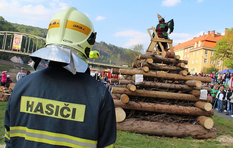 Pálení Čarodějnic v Děčíně, 30.4.2015