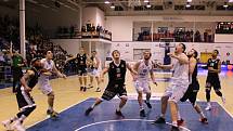 Ve druhém kole nadstavby basketbalové ligy přivítal Děčín mistrovský Nymburk.