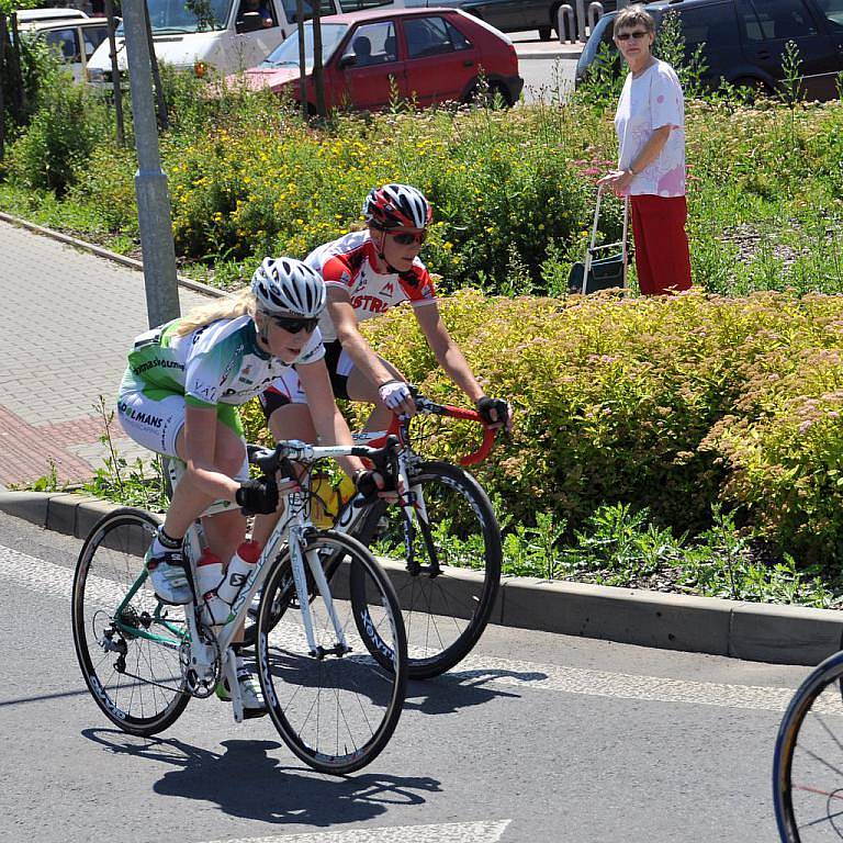 Tour de Feminin začala zběsile, Worracková ukázala všem záda.