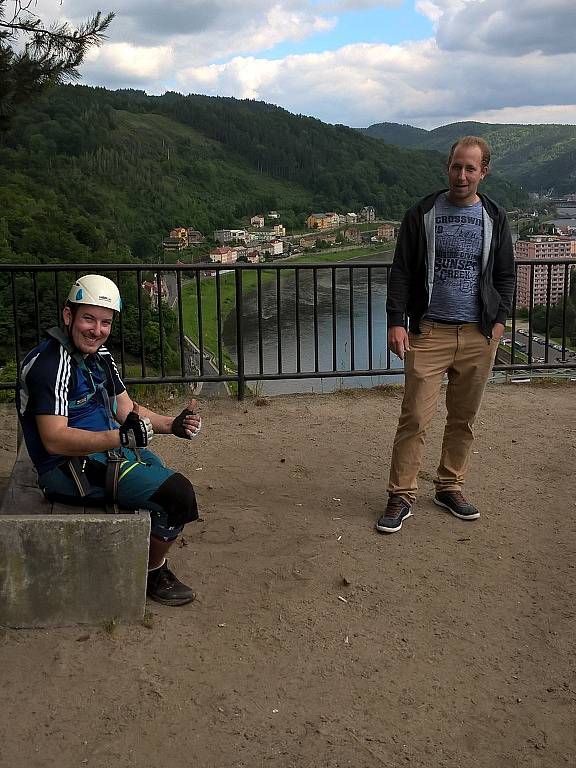 Martin Volf vylezl ferratu bez levé nohy spolu se svým kamarádem a průvodcem Ondřejem Smíškem.