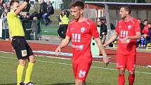 REMÍZA. Varnsdorf (v modrém) hrál s Vítkovicemi 0:0.