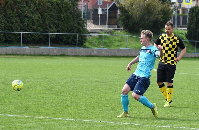 I.B třída: Chuderov - Dobkovice 0:3.