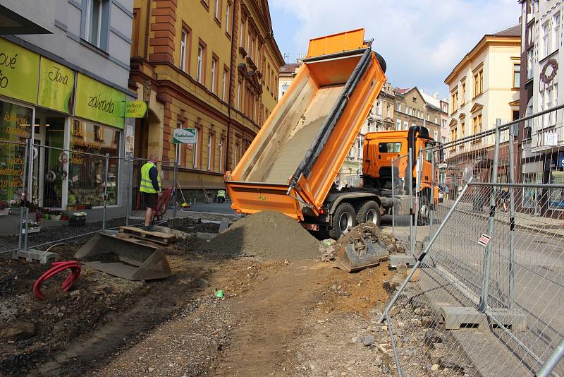 Práce na revitalizaci Podmokel pokračují.