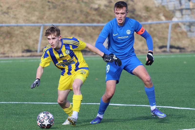 Fotbalisté Varnsdorfu doma porazili Liberec B 5:0.