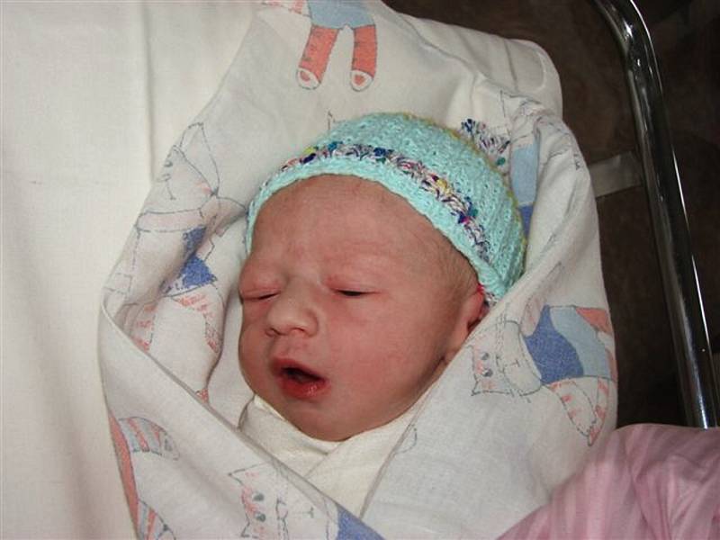 Aleně Budišové se 17.září ve 14.20 v rumburské porodnici narodil syn Daniel.Měřil 48 cm a vážil 2,95 kg.
