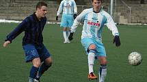 PARÁDA! Junior Děčín (světlé dresy) doma porazil 3:1 Horní Jiřetín.