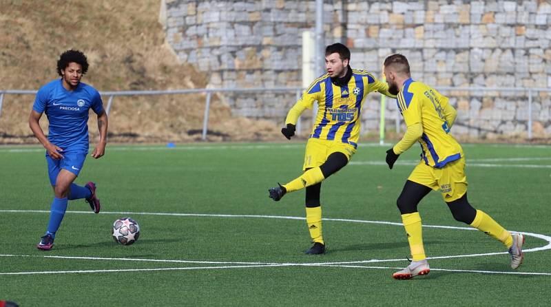 Fotbalisté Varnsdorfu doma porazili Liberec B 5:0.