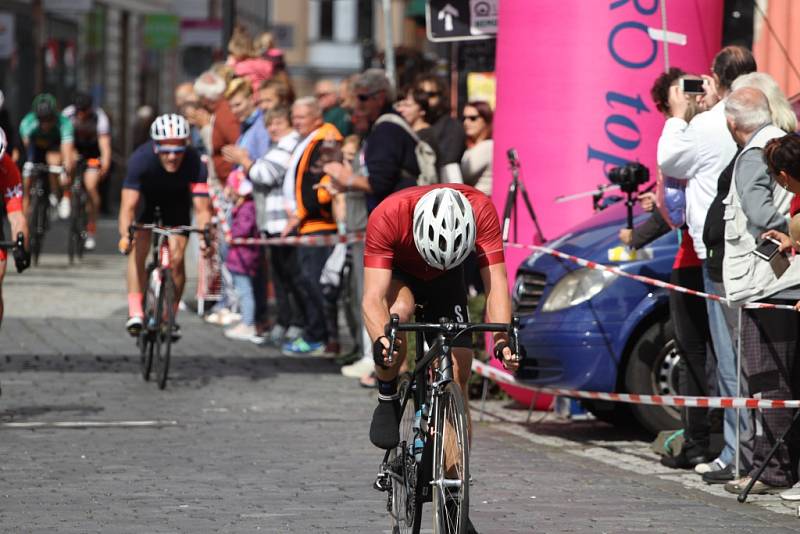 CYKLISTIKA. V Rumburku se konal tradiční Tour de Zeleňák.