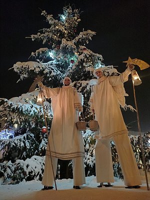 Rozsvícení vánočního stromu ve Verneřicích.