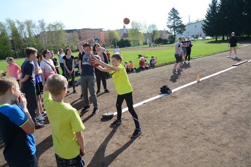 PĚT DISCPLÍN. Děti sportovaly ve Varnsdorfu.