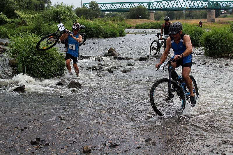 Triatlon Železný knedlík 2018 absolvovalo téměř 120 závodníků.