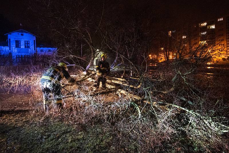 Vítr řádil v noci z neděle na pondělí 11. března i na Šluknovsku