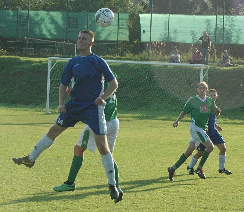 BOLETICE NAD LABEM (v modrém) doma porazily Dolní Poustevnu 4:1.