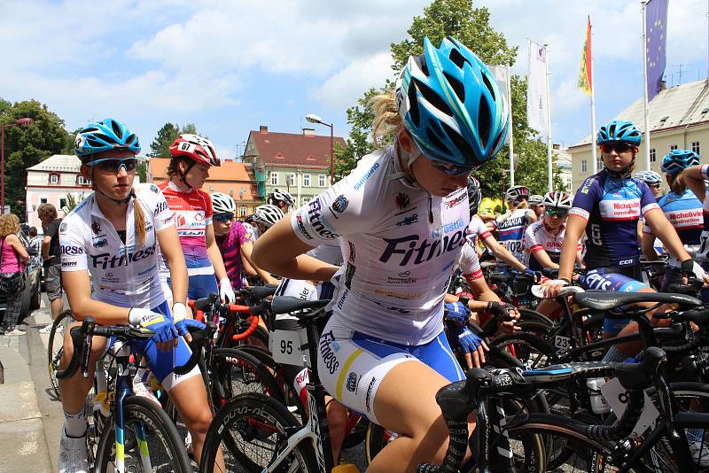 První etapou začal v Krásné Lípě 30. ročník Tour de Feminin.