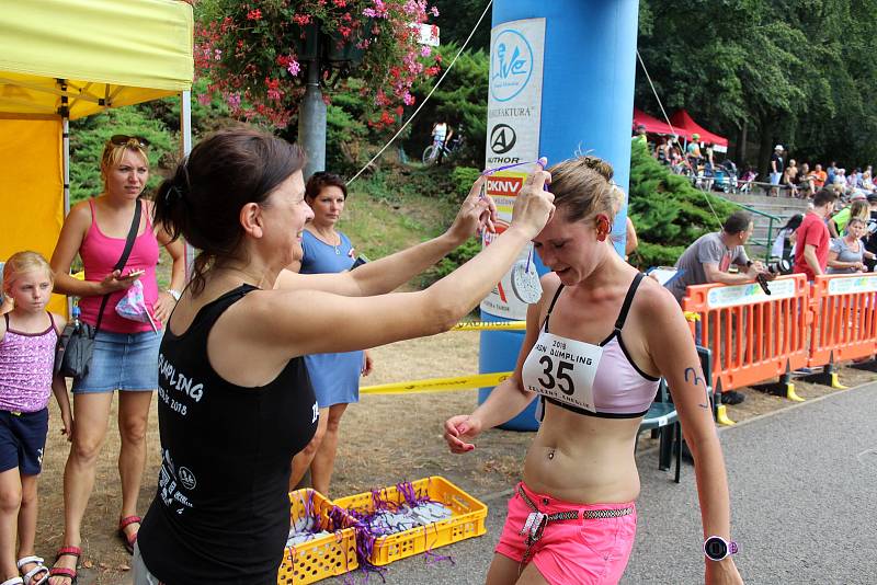 Triatlon Železný knedlík 2018 absolvovalo téměř 120 závodníků.