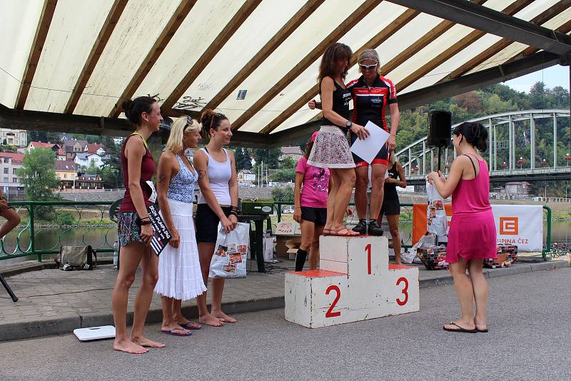 Triatlon Železný knedlík 2018 absolvovalo téměř 120 závodníků.