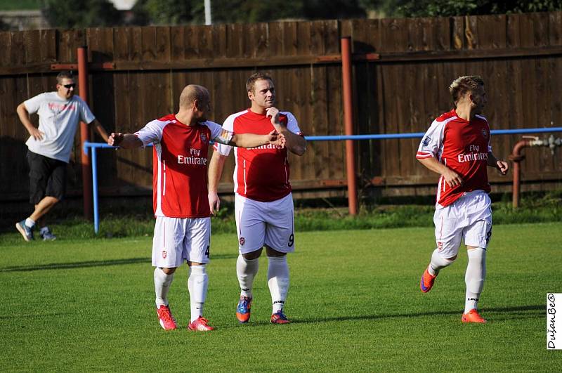 VENKU SE JIM NEDAŘÍ. Šluknov prohrál v Křešicích 1:3.