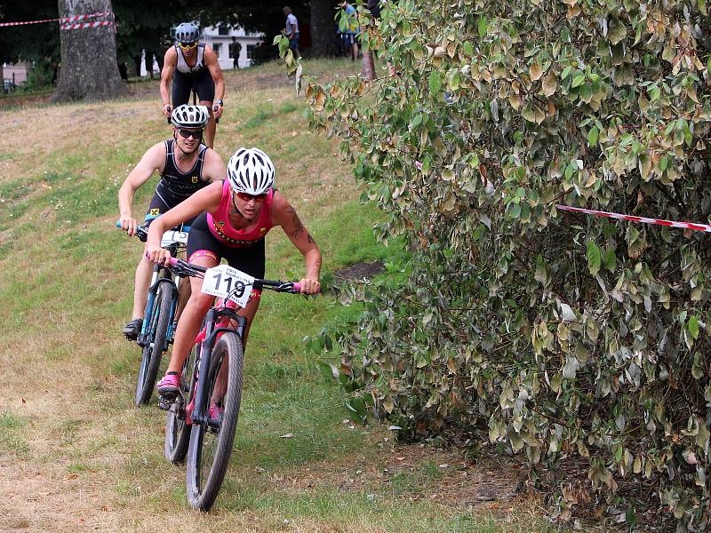 Triatlon Železný knedlík 2018 absolvovalo téměř 120 závodníků.