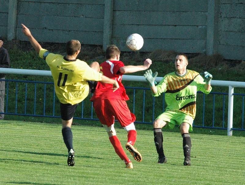 PĚT BRANEK. Rumburk vyhrál v Benešově 5:2.