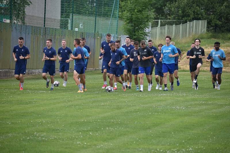 Fotbalisté Varnsdorfu zahájili přípravu na nový druholigový ročník.