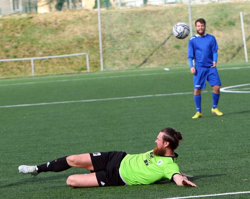 Jiříkov na umělce ve Varnsdorfu porazil vedoucí Vilémov B 5:0.