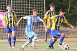 PŘEKVAPENÍ. Varnsdorf (v modrém) prohrál s Litoměřickem 0:2.