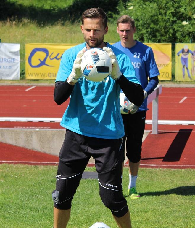 FOTBALISTÉ VARNSDORFU zahájili letní přípravu.