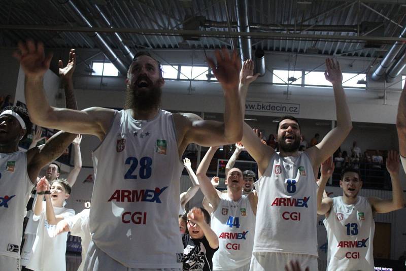 POSTUP! Děčínští Válečníci zvládli sedmé utkání, Opavu porazili 79:62 a slaví postup do semifinále.