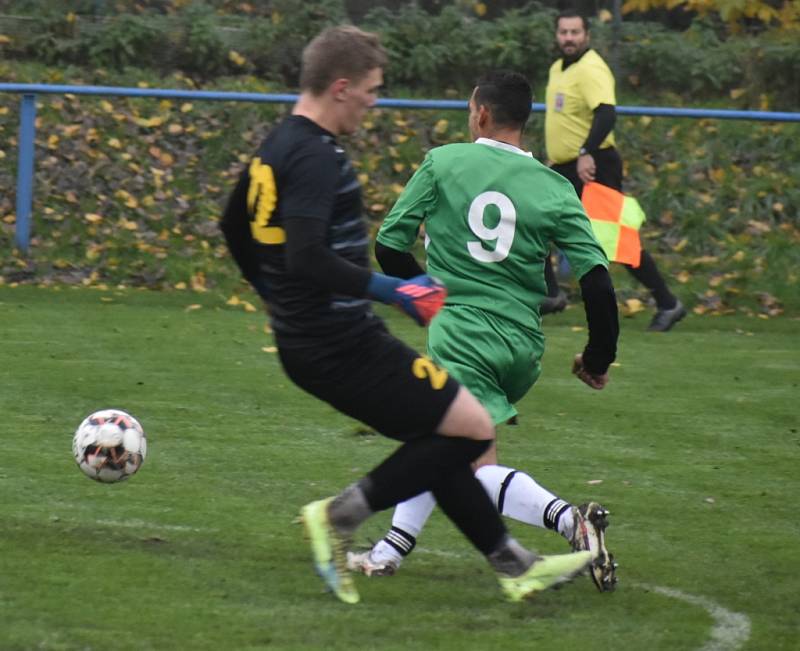 Fotbal, I.B třída: Křešice - Heřmanov 4:2.