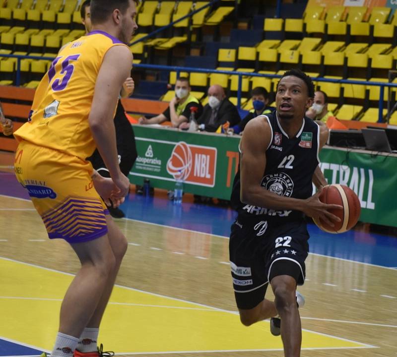 Čtvrté derby v sezoně. Basketbalisté Ústí nad Labem doma přivítali rivala z Děčína.