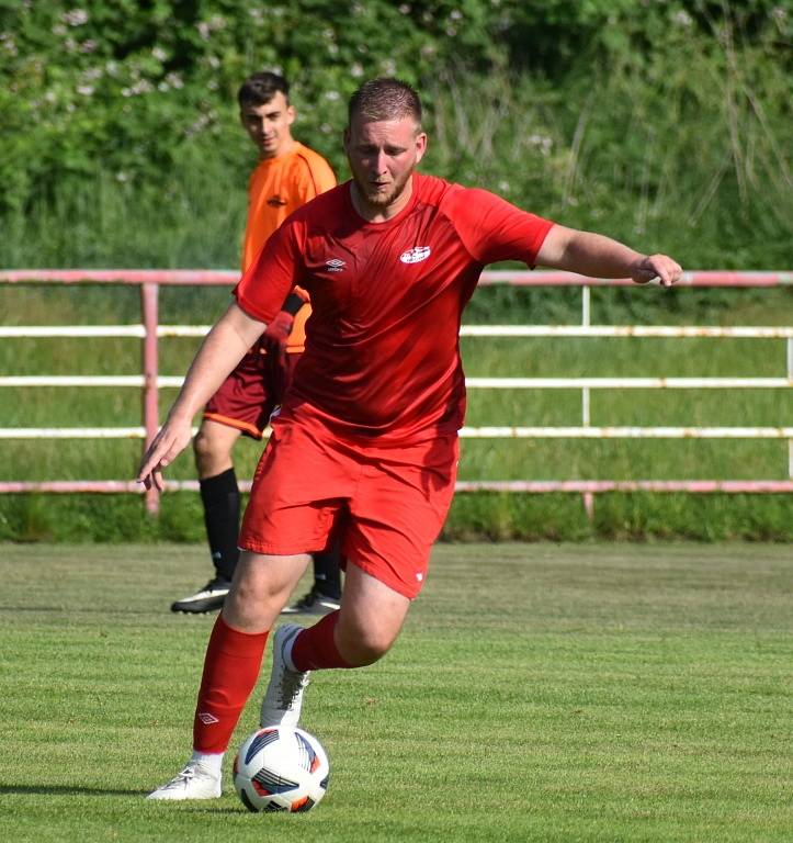 I.B třída: Junior Děčín - Chabařovice 3:1.