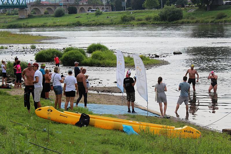 Běh pro vojenský fond solidarity a Nadaci policistů a hasičů 2019.