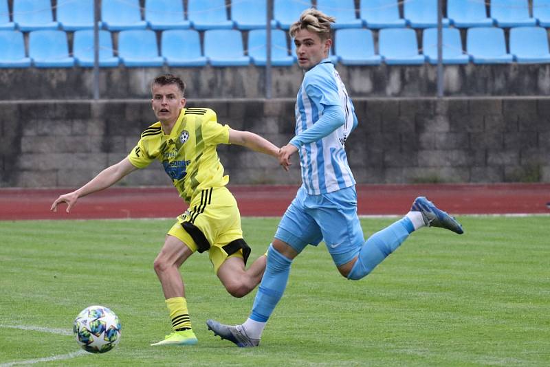 Doma zase bez bodů. Varnsdorf (ve žlutém) v Kotlině prohrál s Prostějovem 1:3.