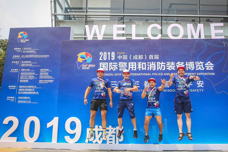 Trojice hasičů z Varnsdorfu vyrazila na světové hry do Číny.