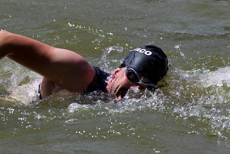 Na Houmrův triatlon dorazili závodníci všech věkových kategorií.