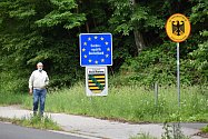 Poprvé po téměř čtvrt roce mohli turisté projet hraničním přechodem ve Hřensku, které se již probouzí k životu
