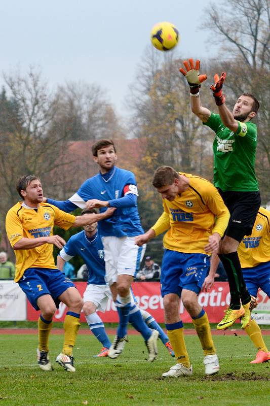 VARNSDORF (ve žlutém) doma nezaváhal a porazil Vlašim 2:0.