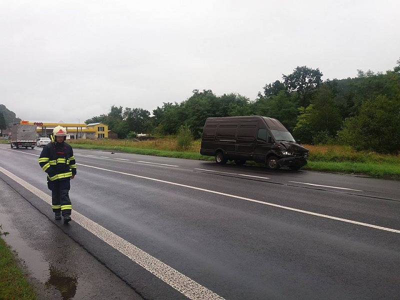 Vážná dopravní nehoda u Dobkovic.