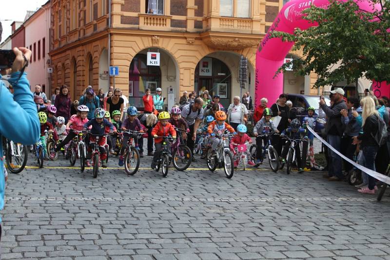 CYKLISTIKA. V Rumburku se konal tradiční Tour de Zeleňák.