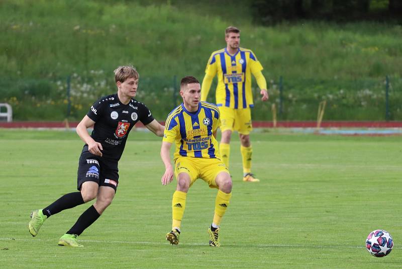 Fotbalisté Varnsdorfu doma remizovali s Hradcem Králové 1:1.